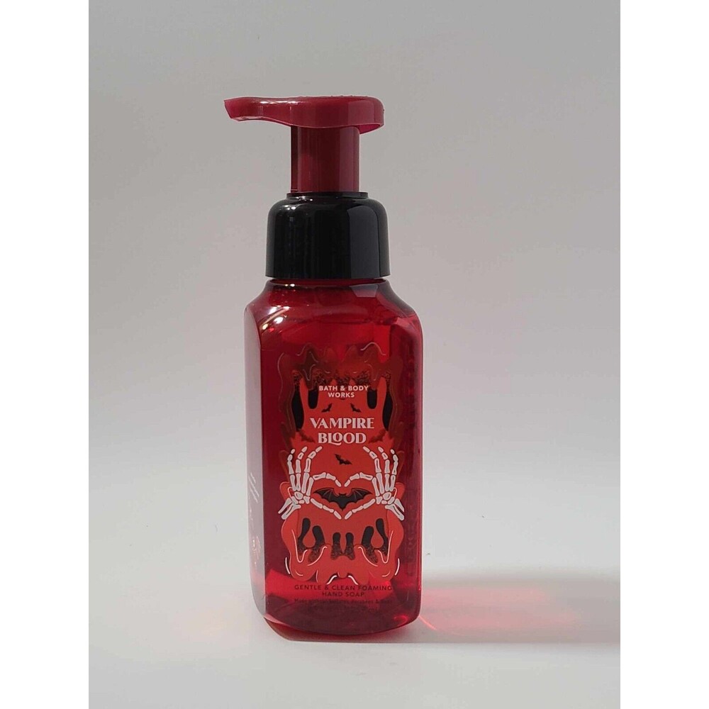 BATH & BODY WORKS GENTLE FOAMING HAND SOAP New - Vampire Blood